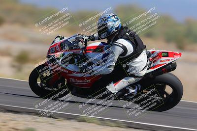 media/Oct-09-2022-SoCal Trackdays (Sun) [[95640aeeb6]]/Turn 15 Inside Distant Pans (1145am)/